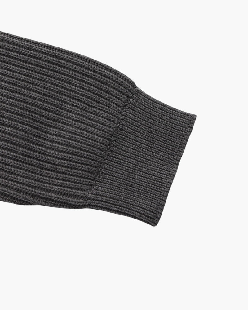 Rippstrick Rundhalspullover